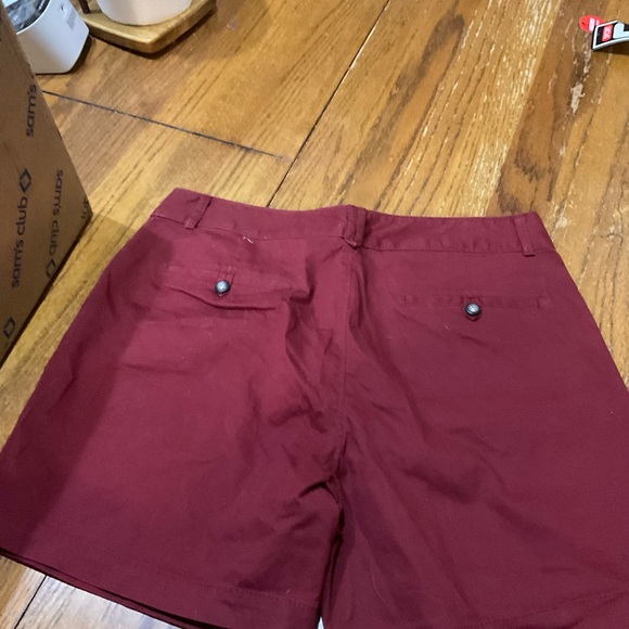 Dockers Women's Burgundy Shorts - Picture 3 of 3